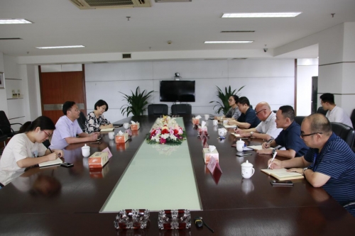 【领导关怀】市建委主任孔春浩莅临英皇集团集团开展高层次管理人才对接走访